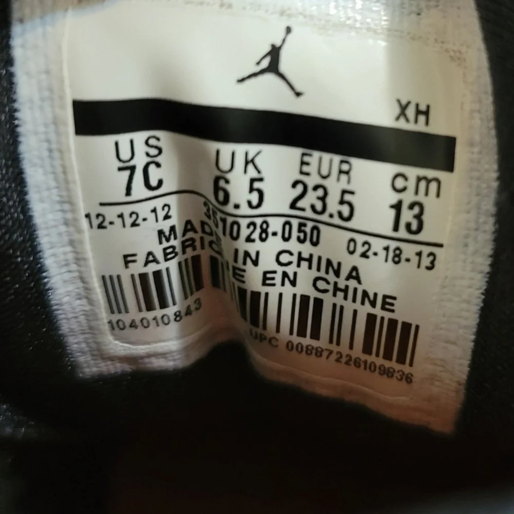 Jordan 1 Flight GS Black Orange Girls or Boys Sneakers Size 7c